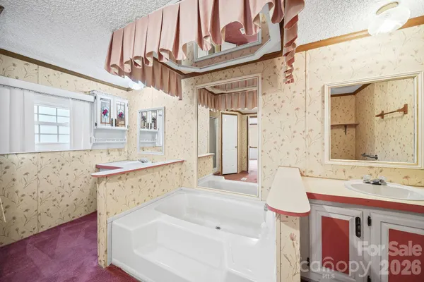 $219,000 | 1015 Southwood Drive, Clover, SC 29710