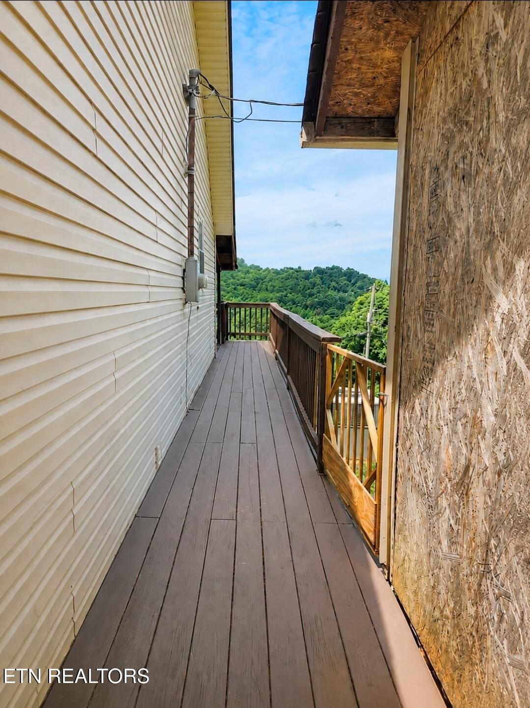 395 Cunningham Road Tazewell, TN 37879 - Photo 30 of 38 30_beyc6a1da861ad09c