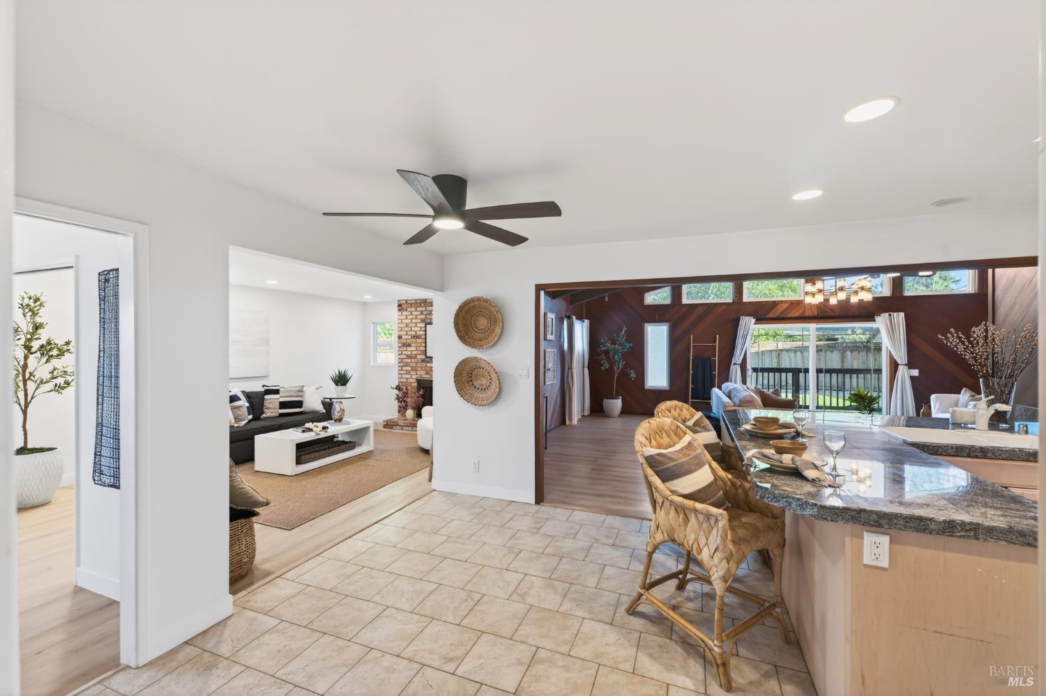 2447 Rigdon Street Napa, CA 94558 - Photo 11 of 78