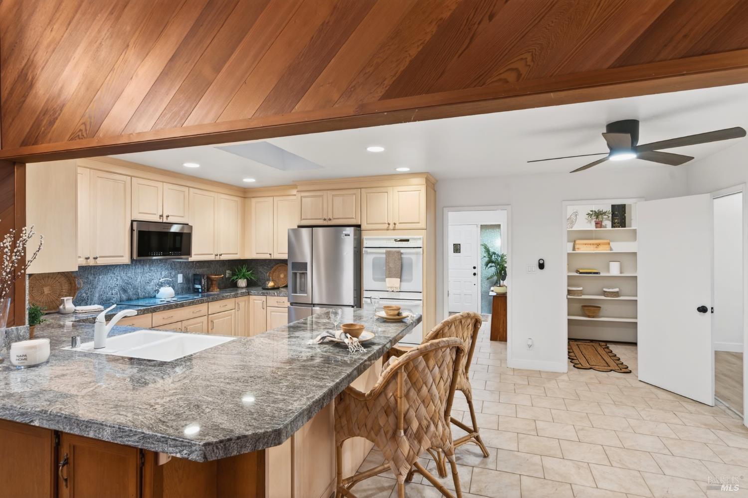 2447 Rigdon Street Napa, CA 94558 - Photo 18 of 78