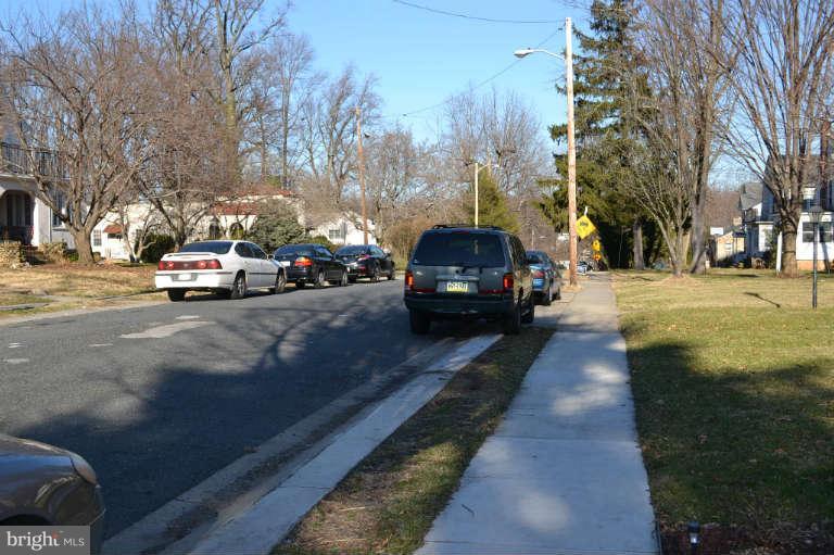 3307 Pinkney Road Baltimore, MD 21215 - Photo 2 of 18 Street