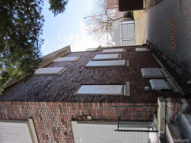 4205 Balfour Road Detroit, MI 48224 - Photo 3 of 16 4205 Balfour Detroit 021513 (4).
