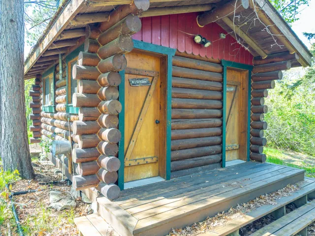 $1,799,000 | 2715 Roberts Island, International Falls, MN 56649