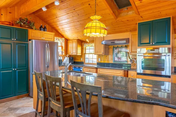 $1,499,999 | 2715 Roberts Island, International Falls, MN 56649