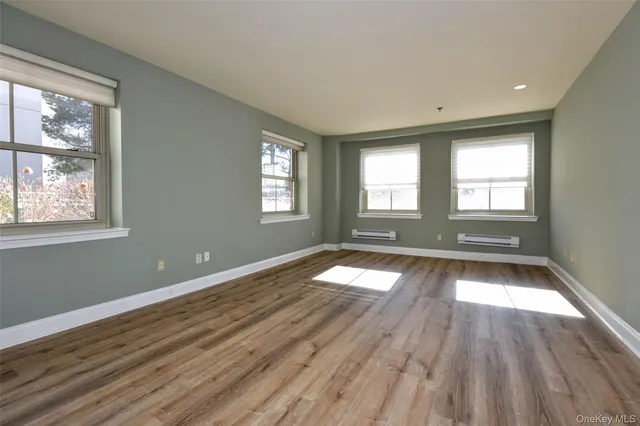 $599,999 | 116 Harbor Cove, Piermont, NY 10968