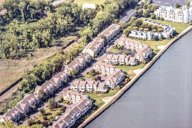 $599,999 | 116 Harbor Cove, Piermont, NY 10968