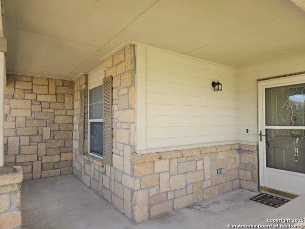 $243,500 | 204 North Willow Way, Cibolo, TX 78108