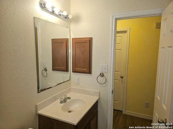 $243,500 | 204 North Willow Way, Cibolo, TX 78108