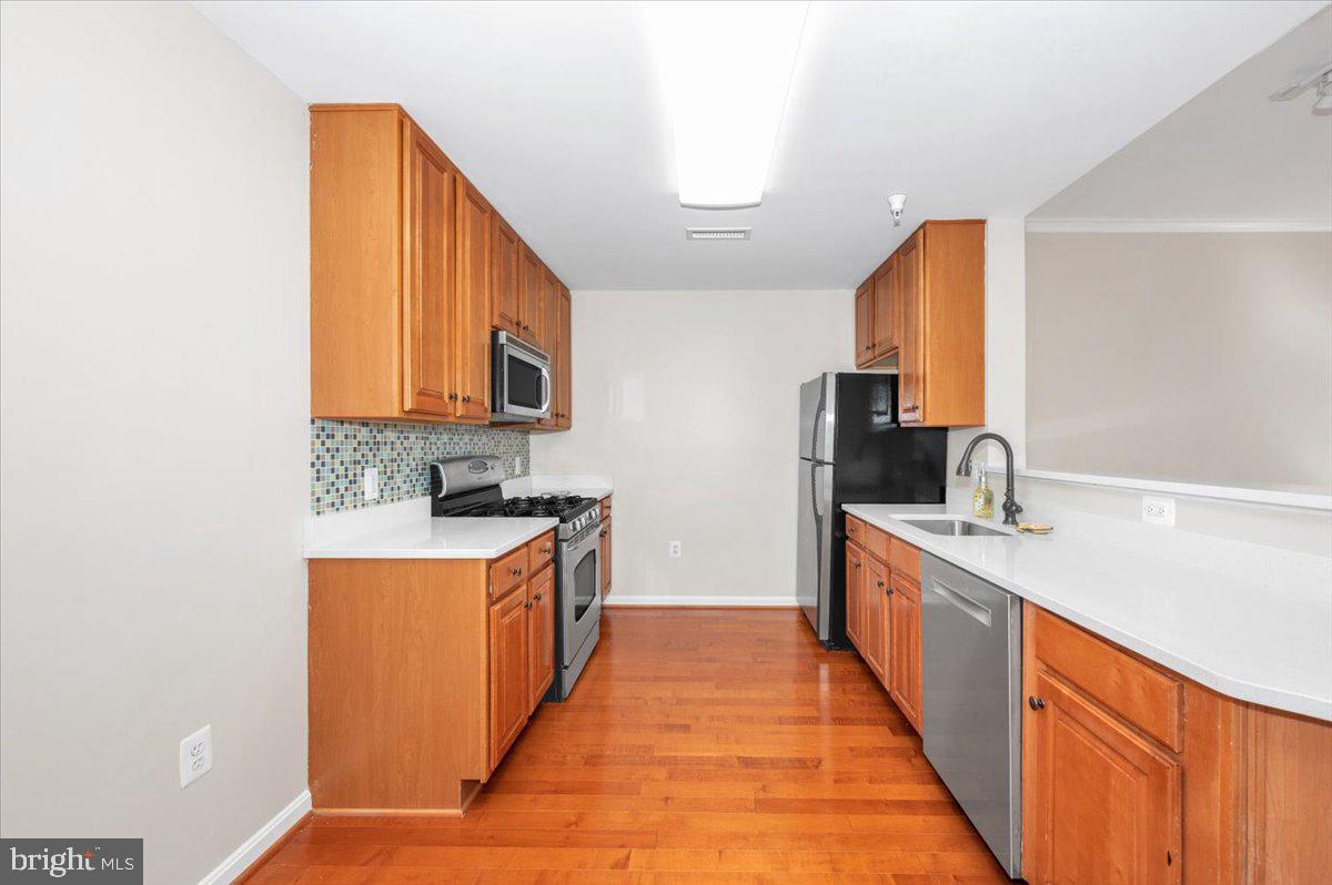 11710 Old Georgetown Road, Unit 1618 Rockville, MD 20852 - Photo 16 of 73