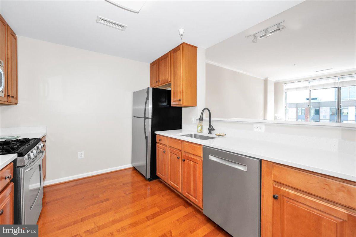 11710 Old Georgetown Road, Unit 1618 Rockville, MD 20852 - Photo 17 of 73