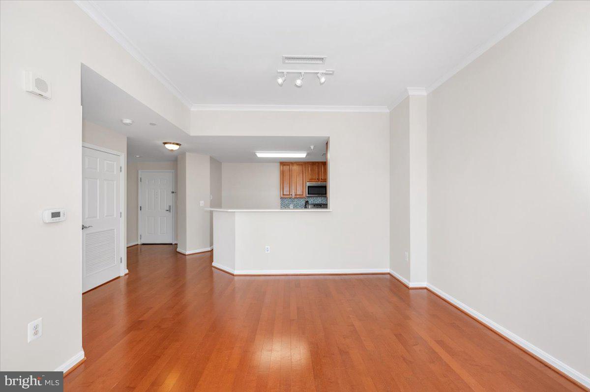 11710 Old Georgetown Road, Unit 1618 Rockville, MD 20852 - Photo 19 of 73