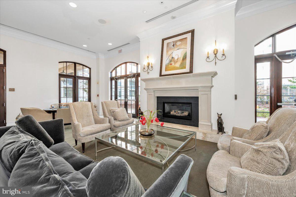 11710 Old Georgetown Road, Unit 1618 Rockville, MD 20852 - Photo 42 of 73 large community area