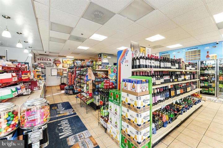 11710 Old Georgetown Road, Unit 1618 Rockville, MD 20852 - Photo 56 of 73 convenience store in building