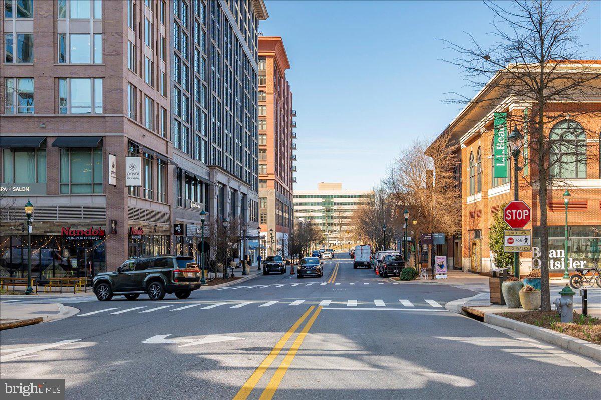 11710 Old Georgetown Road, Unit 1618 Rockville, MD 20852 - Photo 69 of 73