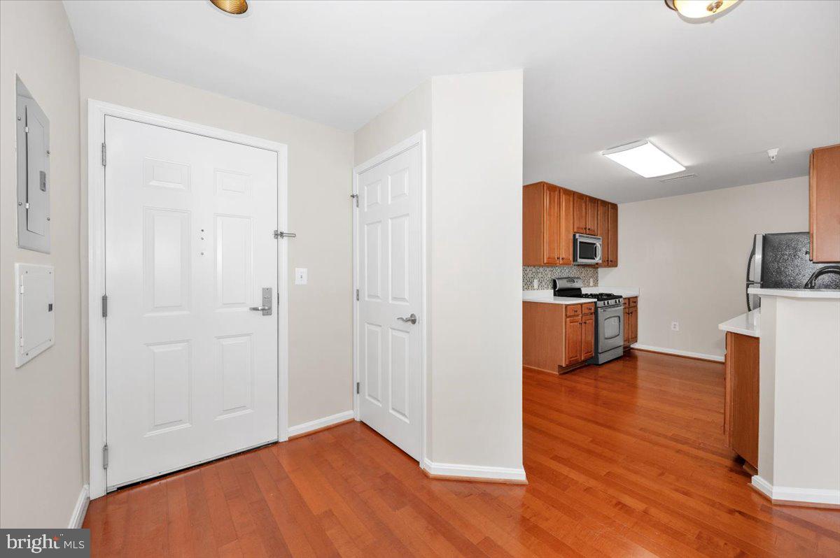 11710 Old Georgetown Road, Unit 1618 Rockville, MD 20852 - Photo 9 of 73
