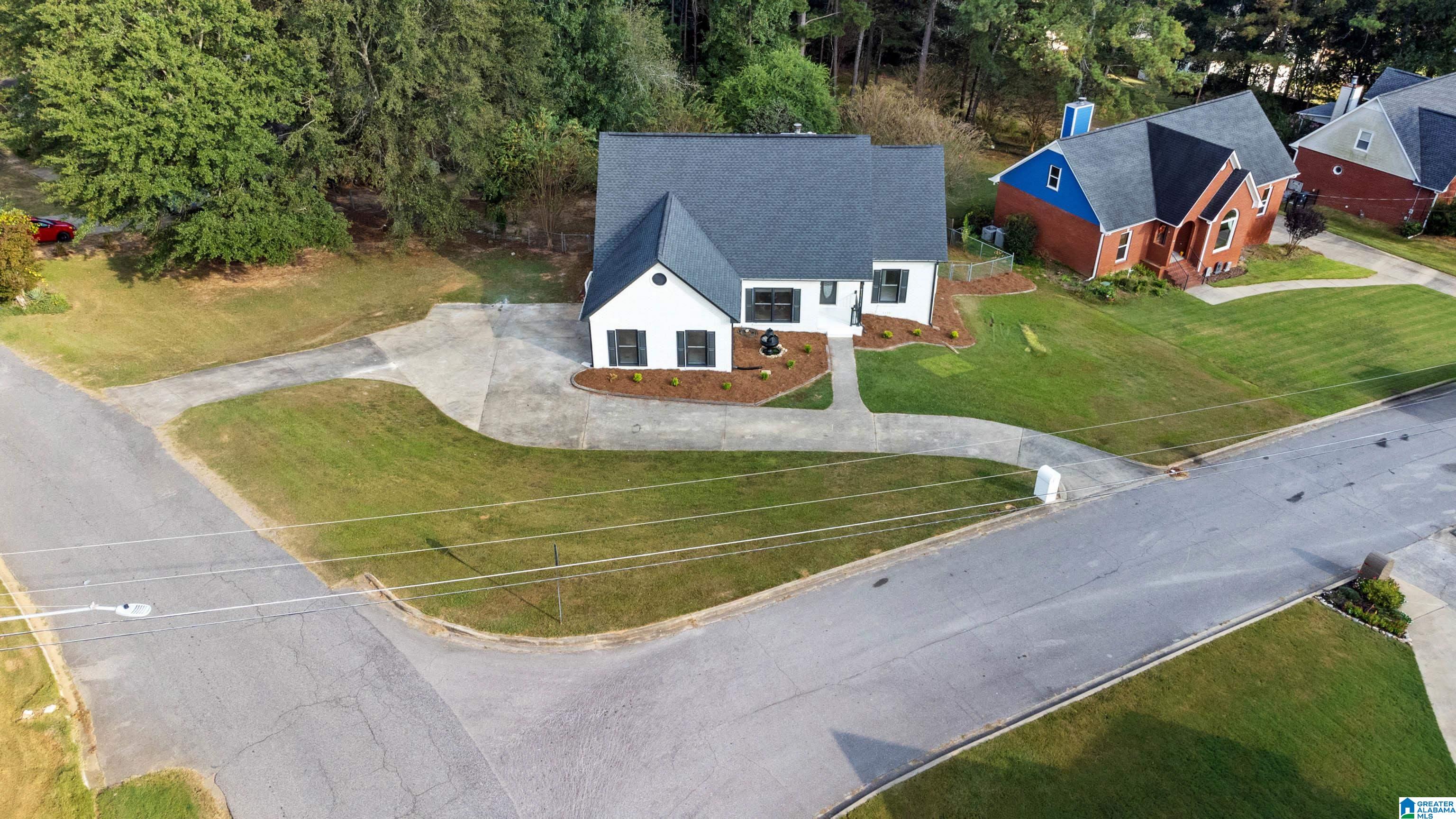 4000 Laurel Ridge Trail Trussville, AL 35173 - Photo 4 of 42