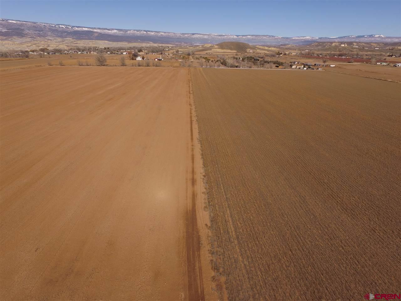 20355 Iris Road Austin, CO 81410 - Photo 16 of 18 a view of city and ocean