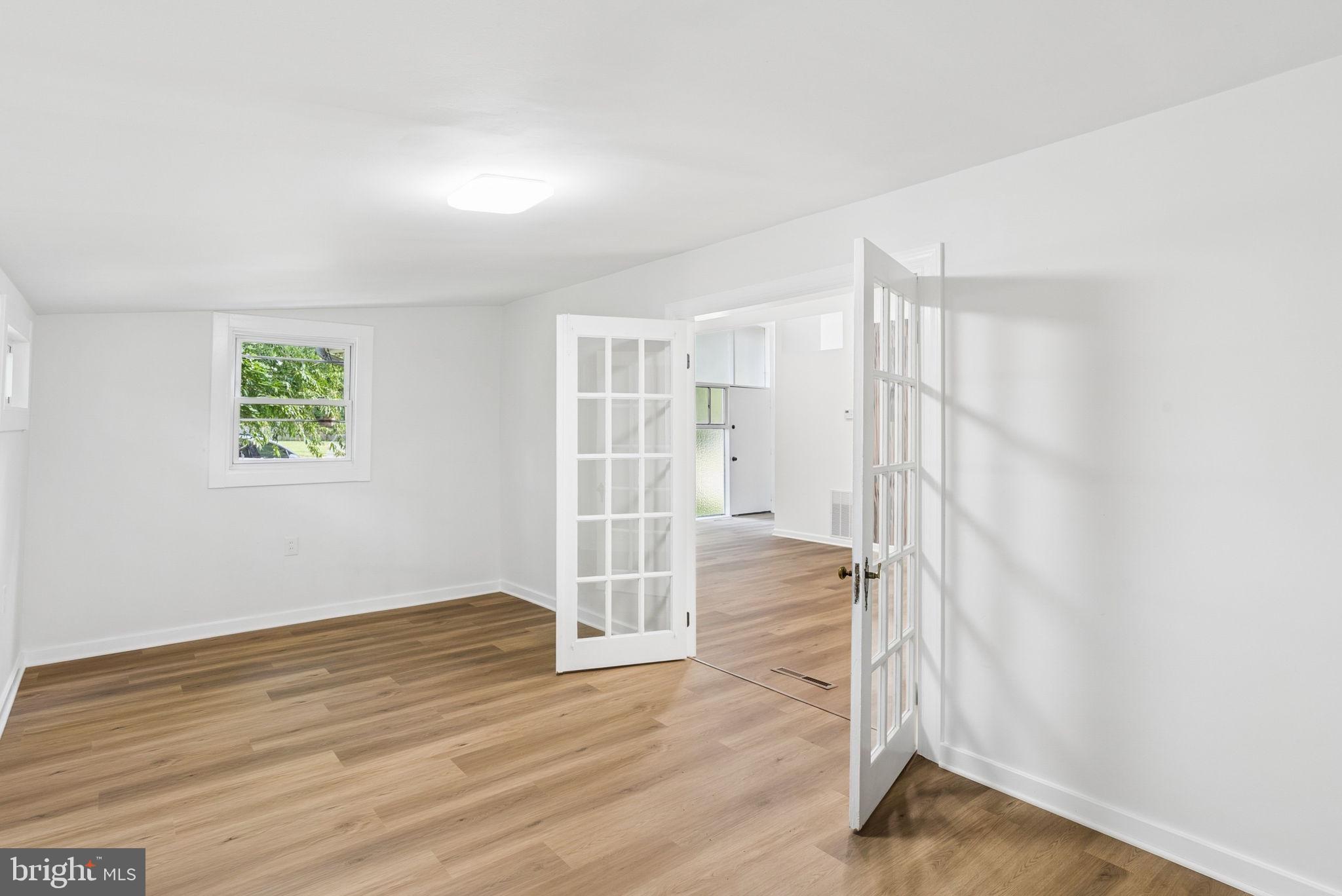 4748 Old Court Road Baltimore, MD 21208 - Photo 25 of 37