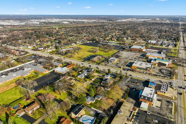 $364,900 | 6427 West 126th Place, Palos Heights, IL 60463