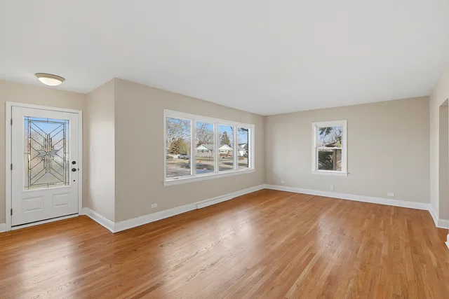 $364,900 | 6427 West 126th Place, Palos Heights, IL 60463