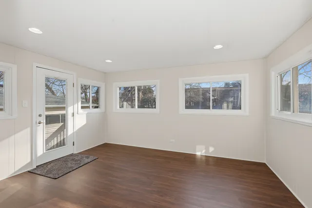 $364,900 | 6427 West 126th Place, Palos Heights, IL 60463