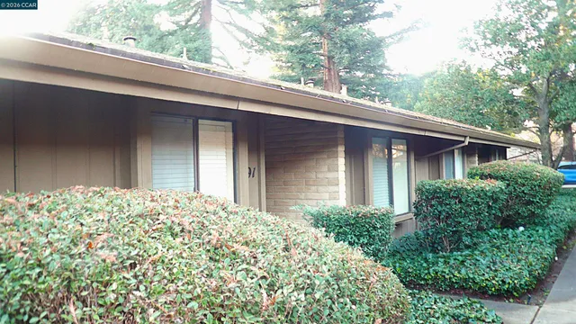 $649,950 | 2489 American River Drive, Sacramento, CA 95825