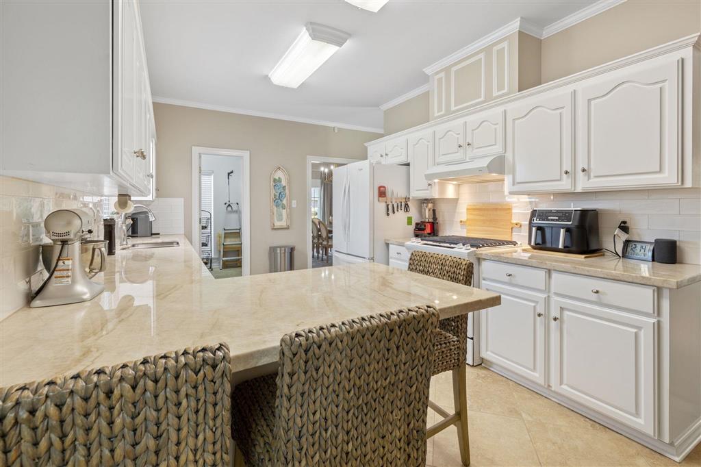 815 Comfort Lane Jennings, LA 70546 - Photo 8 of 20