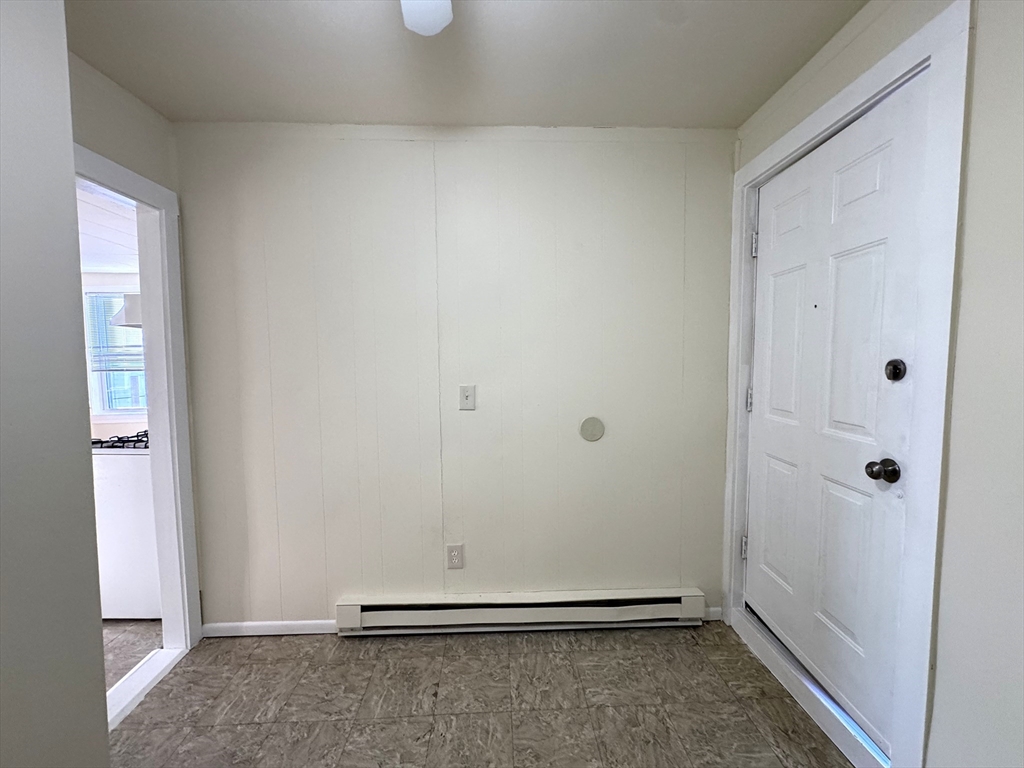 49 Fulton Street, Unit 1R Peabody, MA 01960 - Photo 4 of 7