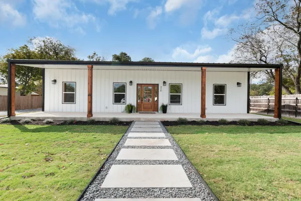 $385,000 | 430 West South Street, Bertram, TX 78605