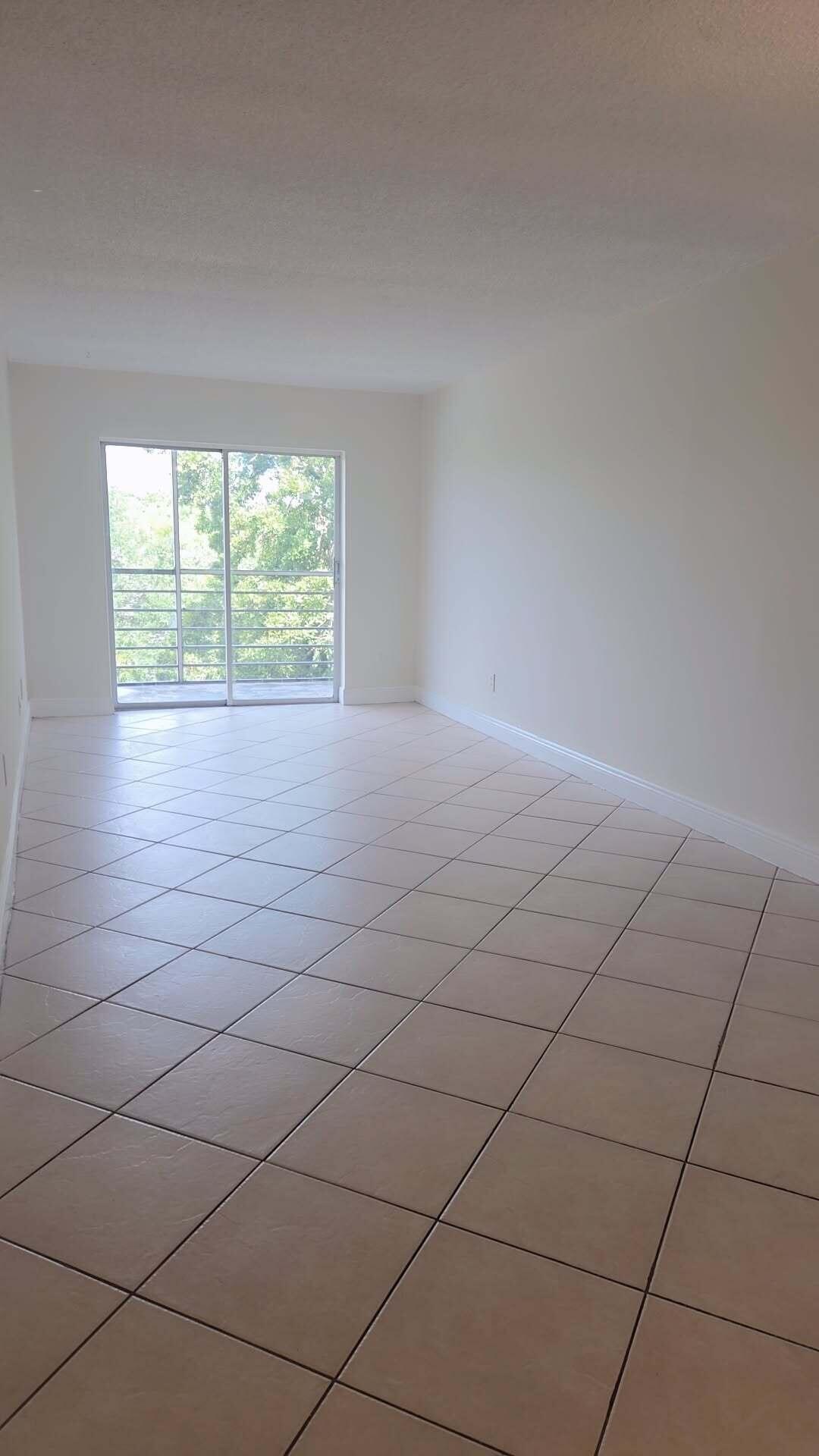 4121 Stirling Road, Unit 404 Dania Beach, FL 33314 - Photo 8 of 22 OAKS404#10