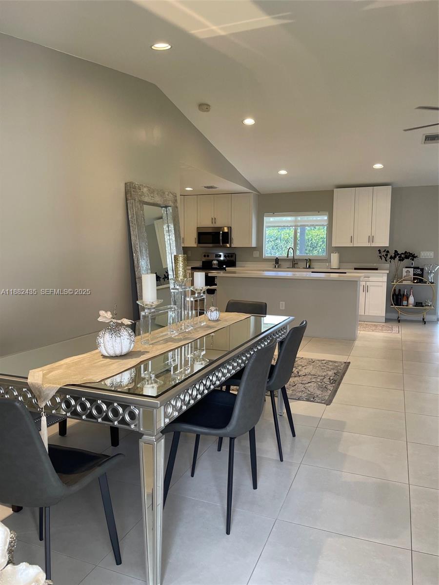 20605 Southwest 319th Street Homestead, FL 33030 - Photo 11 of 67