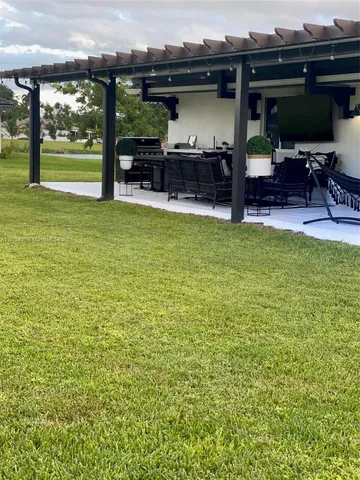 $915,000 | 20605 Southwest 319th Street, Homestead, FL 33030