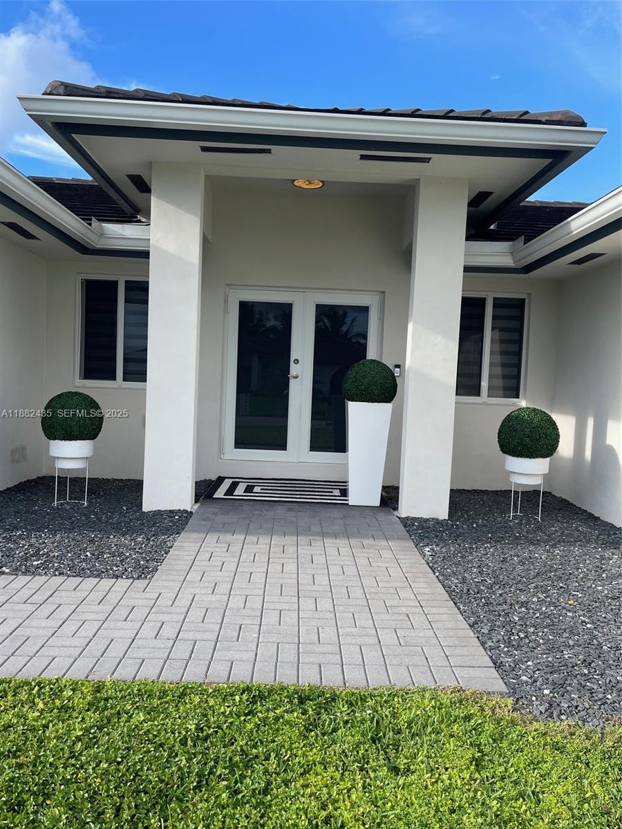 20605 Southwest 319th Street Homestead, FL 33030 - Photo 7 of 67