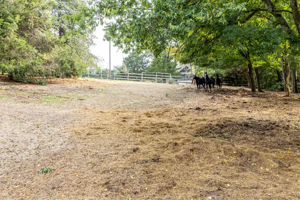 $499,000 | 1502 New Deal Potts Road, Portland, TN 37148