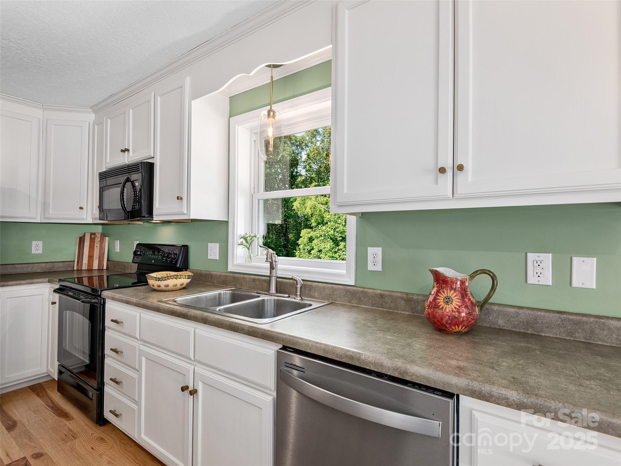 31 Rory Phillips View Candler, NC 28715 - Photo 30 of 36