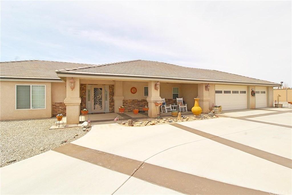 16140 Joshua Road Apple Valley, CA 92307 - Photo 1 of 1