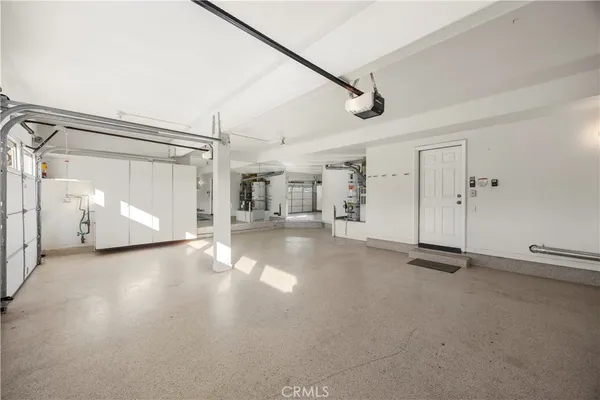 a view of a partially built entryway