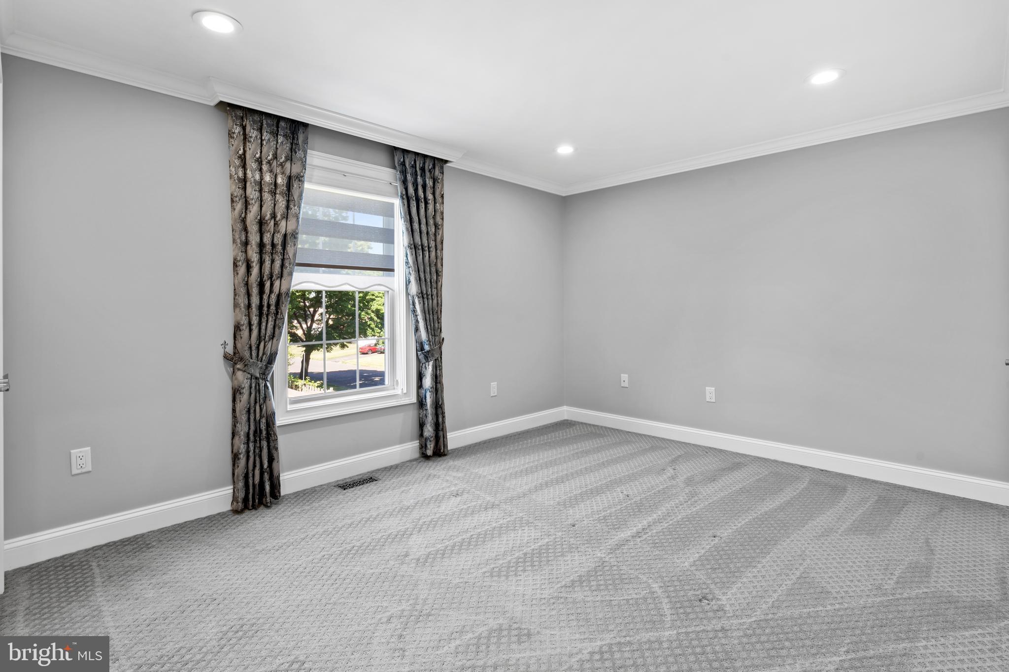 57 Rust Hill Road Levittown, PA 19056 - Photo 25 of 39