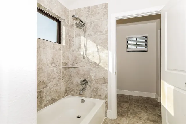 $3,999 | 30627 South Creek Way, Fulshear, TX 77441