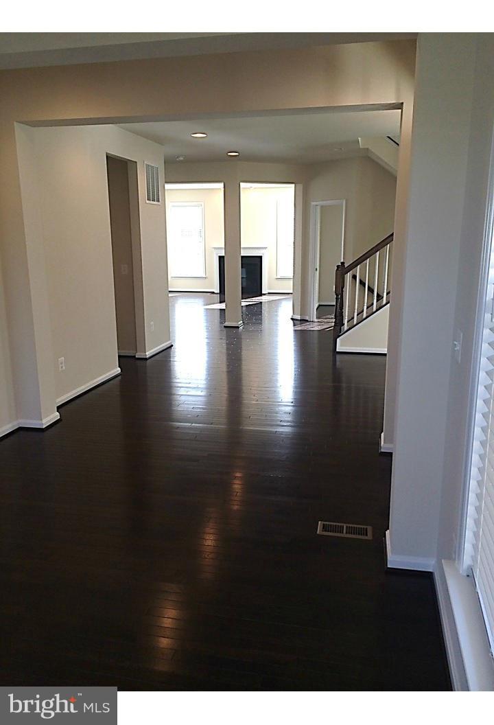 14754 Bell Tower Road Woodbridge, VA 22193 - Photo 4 of 29 Interior (General)