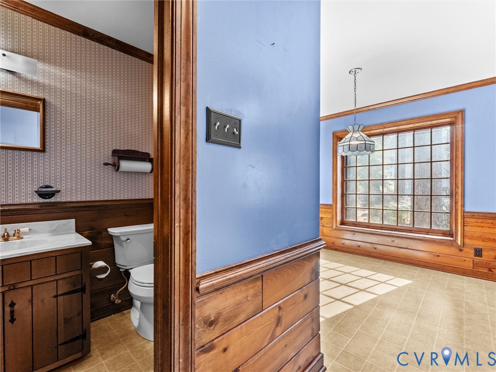 4701 Black Oak Road North Chesterfield, VA 23237 - Photo 26 of 47 a view of a storage & utility room