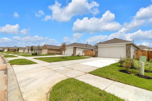 $1,750 | 18699 Cepagatti Drive, New Caney, TX 77357