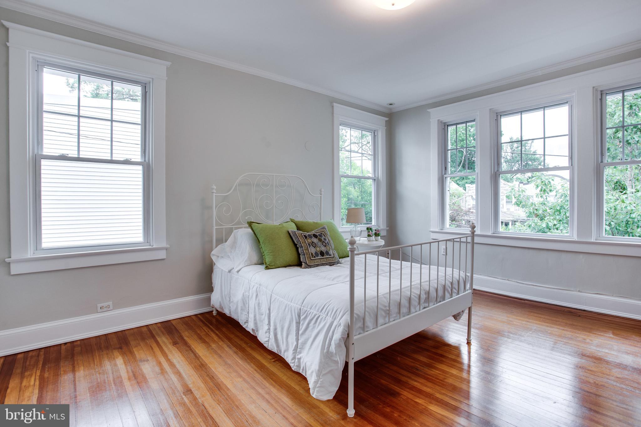 1414 Foxhall Road Northwest Washington, DC 20007 - Photo 15 of 25 Sunny master bedroom