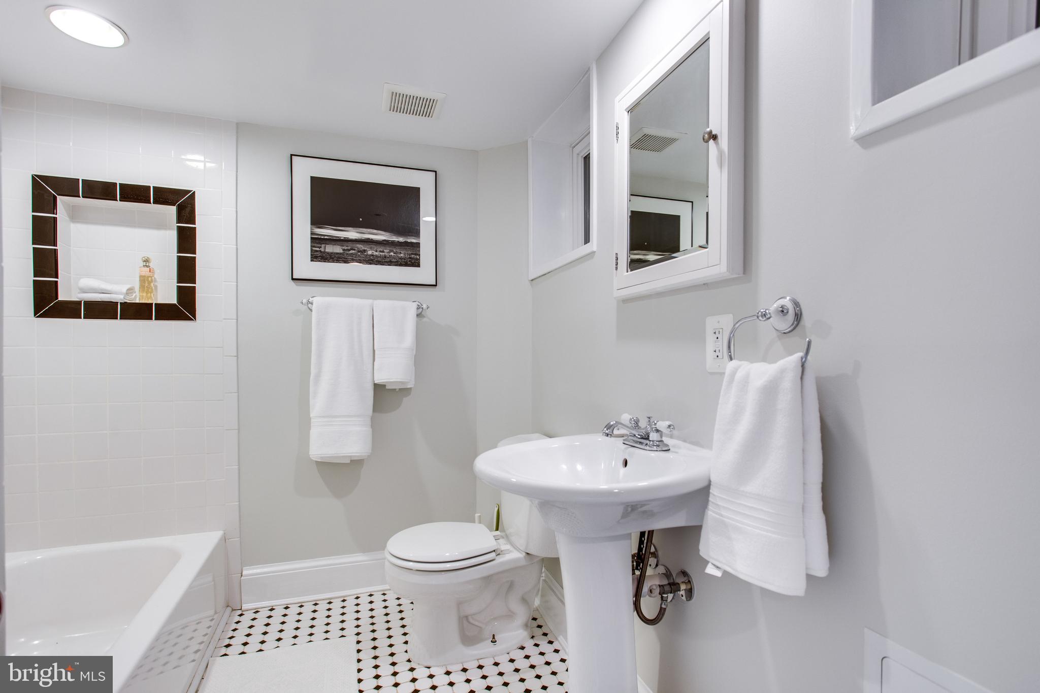 1414 Foxhall Road Northwest Washington, DC 20007 - Photo 22 of 25 Full bath in lower level