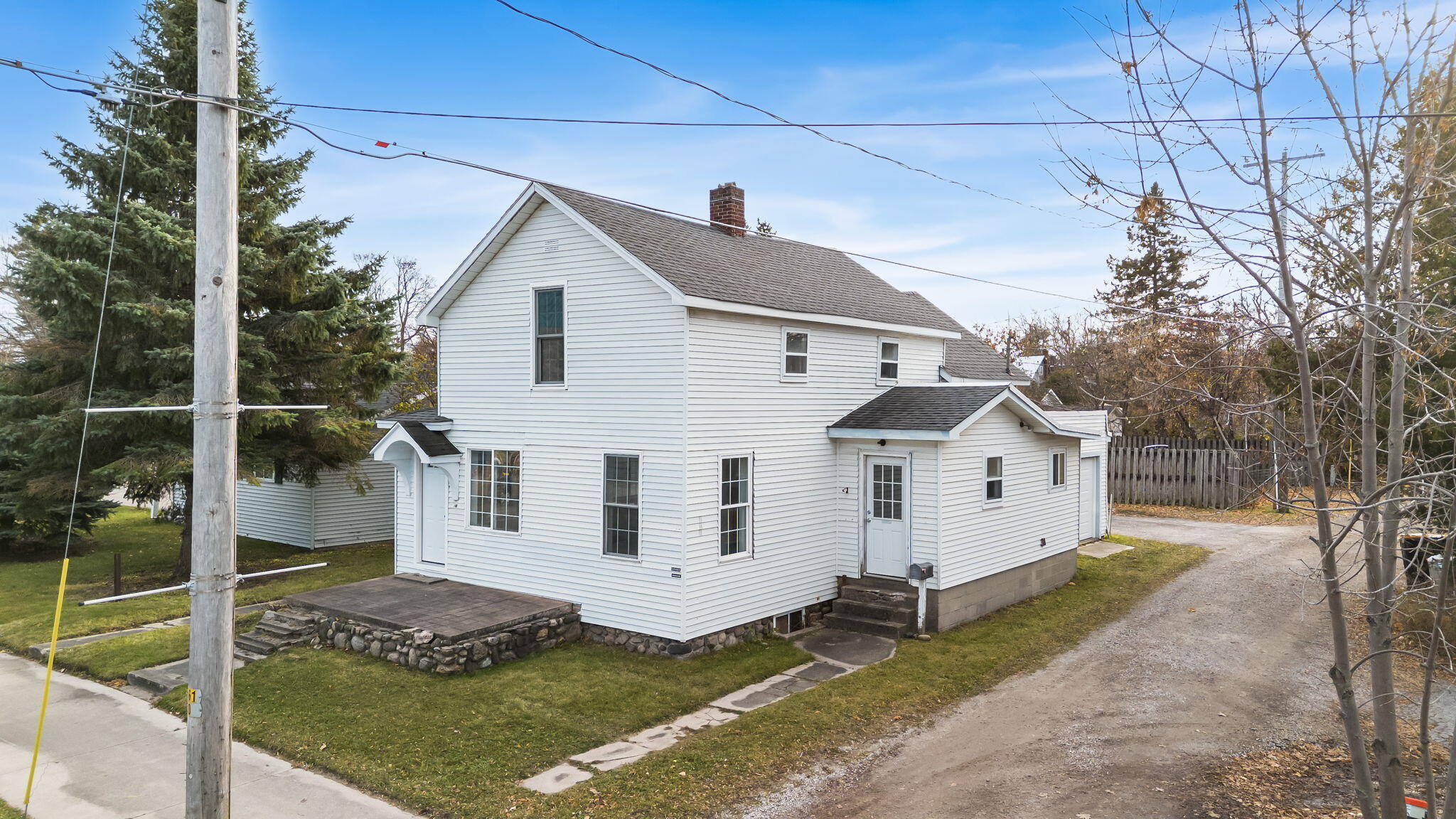214 East State Street Cheboygan, MI 49721 - Photo 26 of 37 4-web-or-mls-DJI_0029