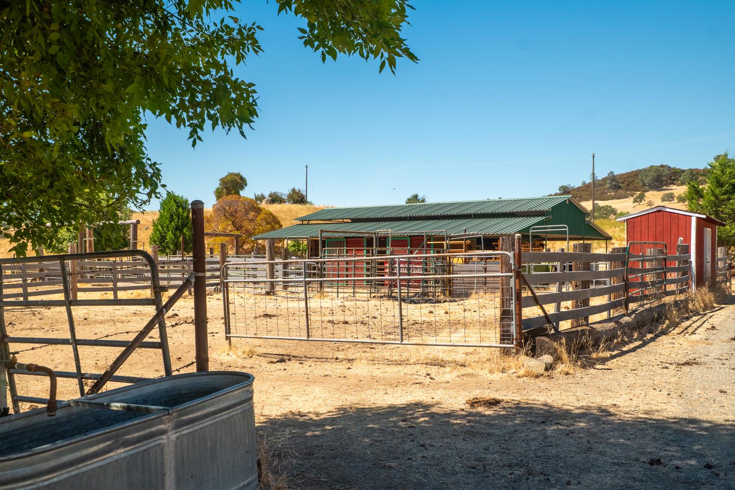 3206 Gillam Road Valley Springs, CA 95252 - Photo 36 of 44 a view of a balcony with a yard