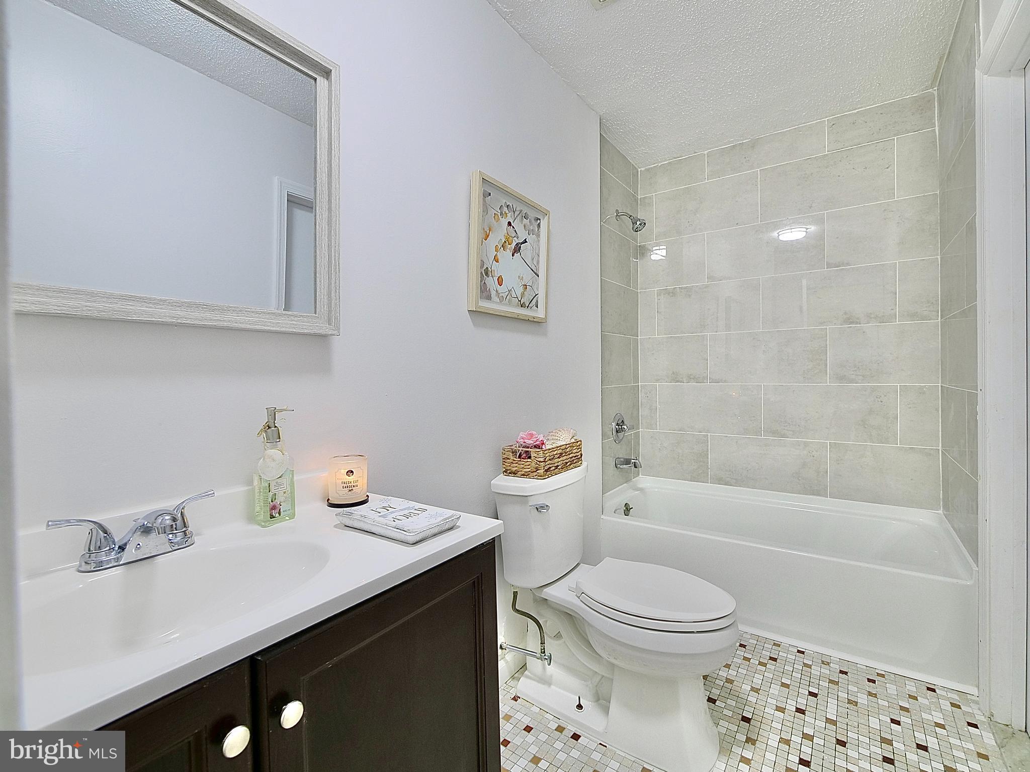 29 3 Rivers Drive Newark, DE 19702 - Photo 29 of 44 Newly Renovated Bathroom