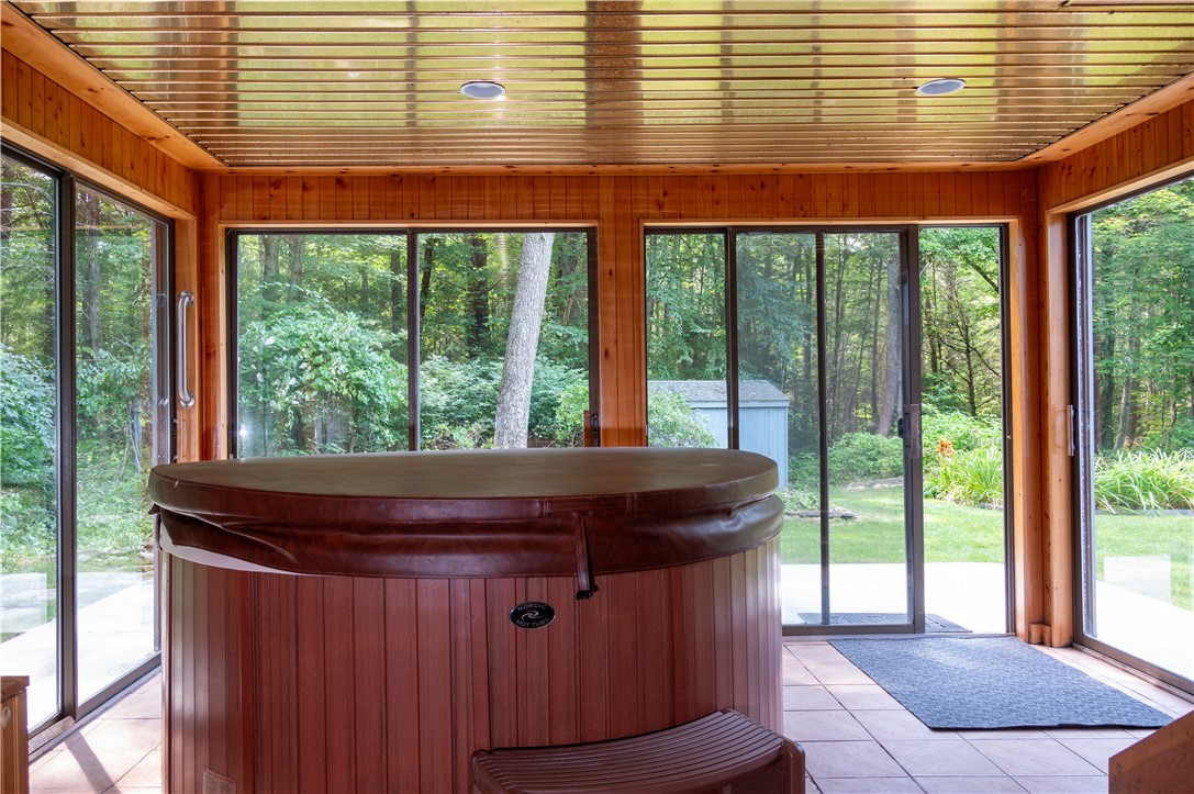 10 Angel Road Glocester, RI 02814 - Photo 23 of 31