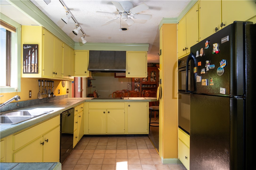 10 Angel Road Glocester, RI 02814 - Photo 10 of 31