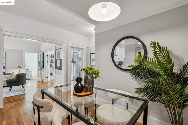 $799,000 | 6426 Benvenue Avenue, Unit 3, Oakland, CA 94618